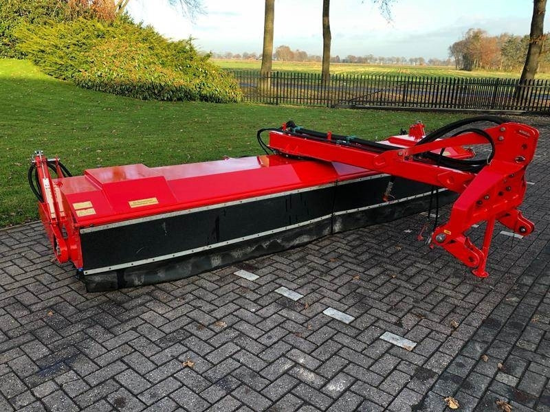 Dücker SFK 4500 veegmachine - Slåmaskin: bilde 2 Dücker SFK 4500 veegmachine - Slåmaskin: bilde 2