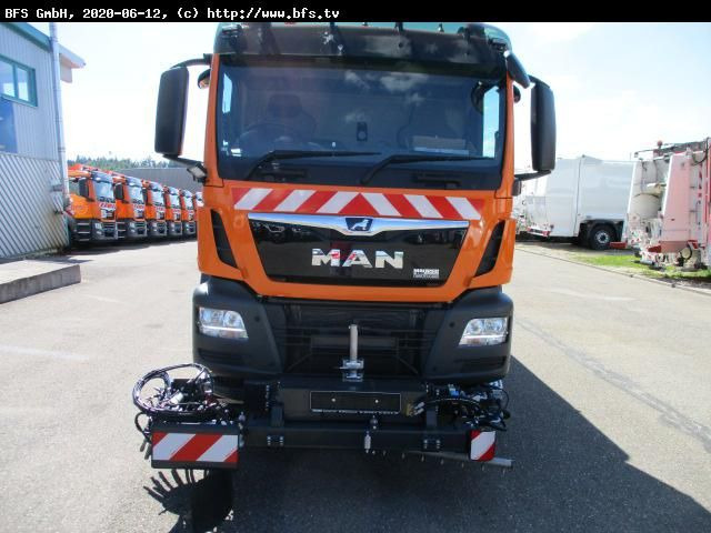 MAN TGS 18.400 4X2 BL Bucher OF 8000 RS Drehjet beid - Feiebil: bilde 2 MAN TGS 18.400 4X2 BL Bucher OF 8000 RS Drehjet beid - Feiebil: bilde 2