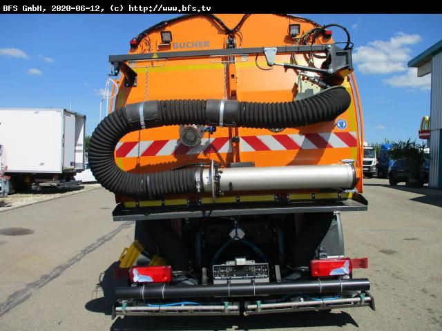 MAN TGS 18.400 4X2 BL Bucher OF 8000 RS Drehjet beid - Feiebil: bilde 3 MAN TGS 18.400 4X2 BL Bucher OF 8000 RS Drehjet beid - Feiebil: bilde 3