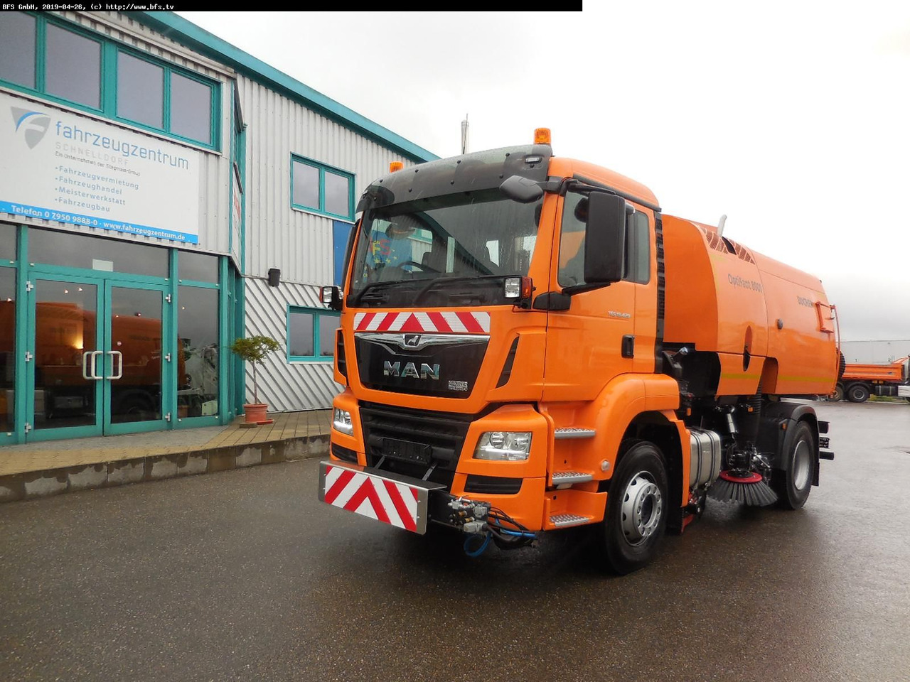 MAN TGS 18.420 4X2 BL Bucher OF 8000 TWIN beidseitig - Feiebil: bilde 1 MAN TGS 18.420 4X2 BL Bucher OF 8000 TWIN beidseitig - Feiebil: bilde 1