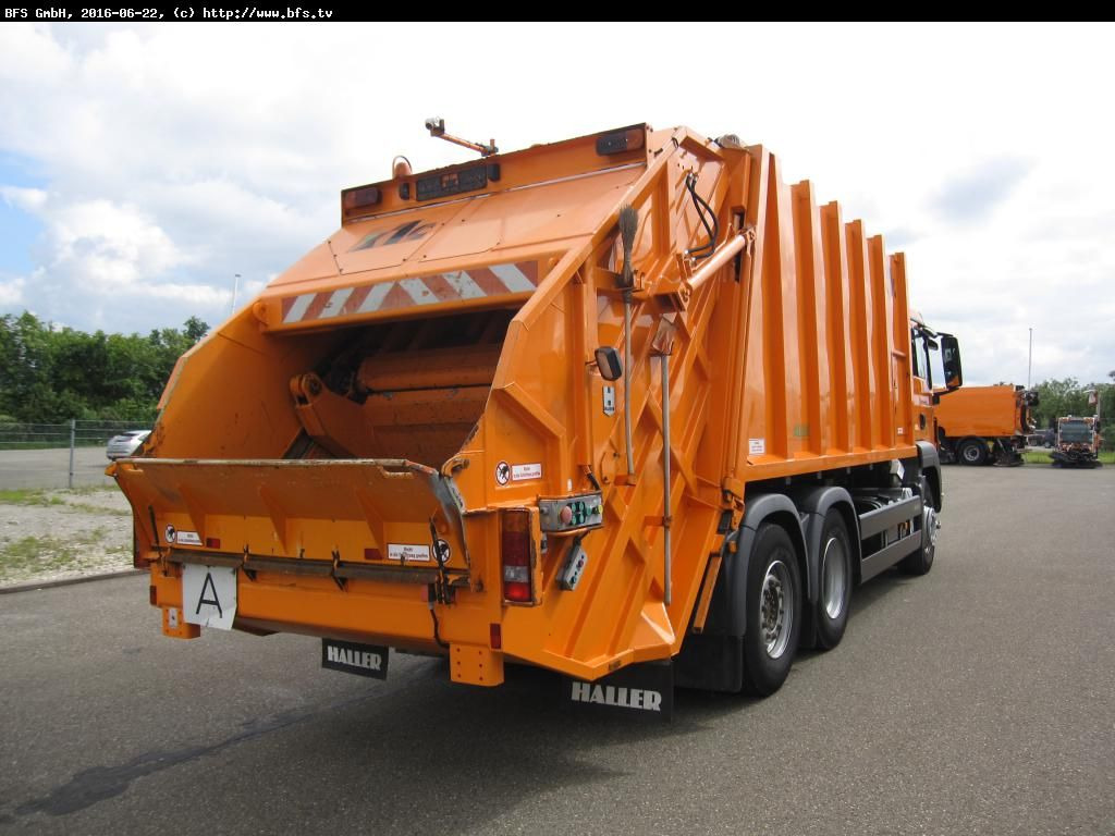 MAN TGS 28.320 6x2-4 BL Sperrmüll Haller M21 x1 C oh - Søppelbil: bilde 2 MAN TGS 28.320 6x2-4 BL Sperrmüll Haller M21 x1 C oh - Søppelbil: bilde 2