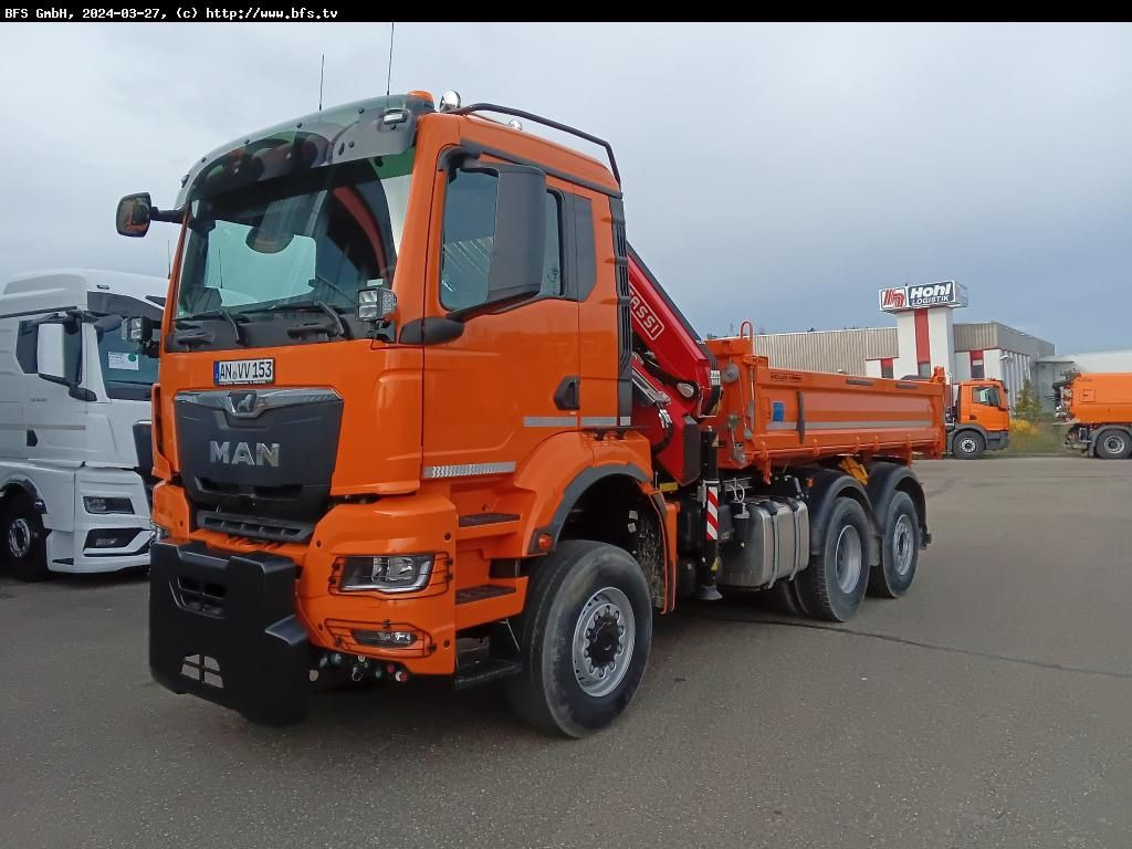 MAN TGS (TG3) 28.510 6x4-4 BL CH WiDi Fassi 15mt - Tippbil: bilde 1 MAN TGS (TG3) 28.510 6x4-4 BL CH WiDi Fassi 15mt - Tippbil: bilde 1