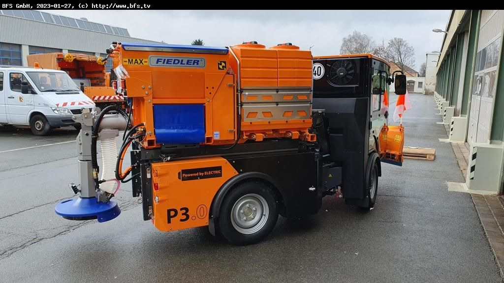 Pony P3.0 Pony P3.0 - Feiebil: bilde 3 Pony P3.0 Pony P3.0 - Feiebil: bilde 3