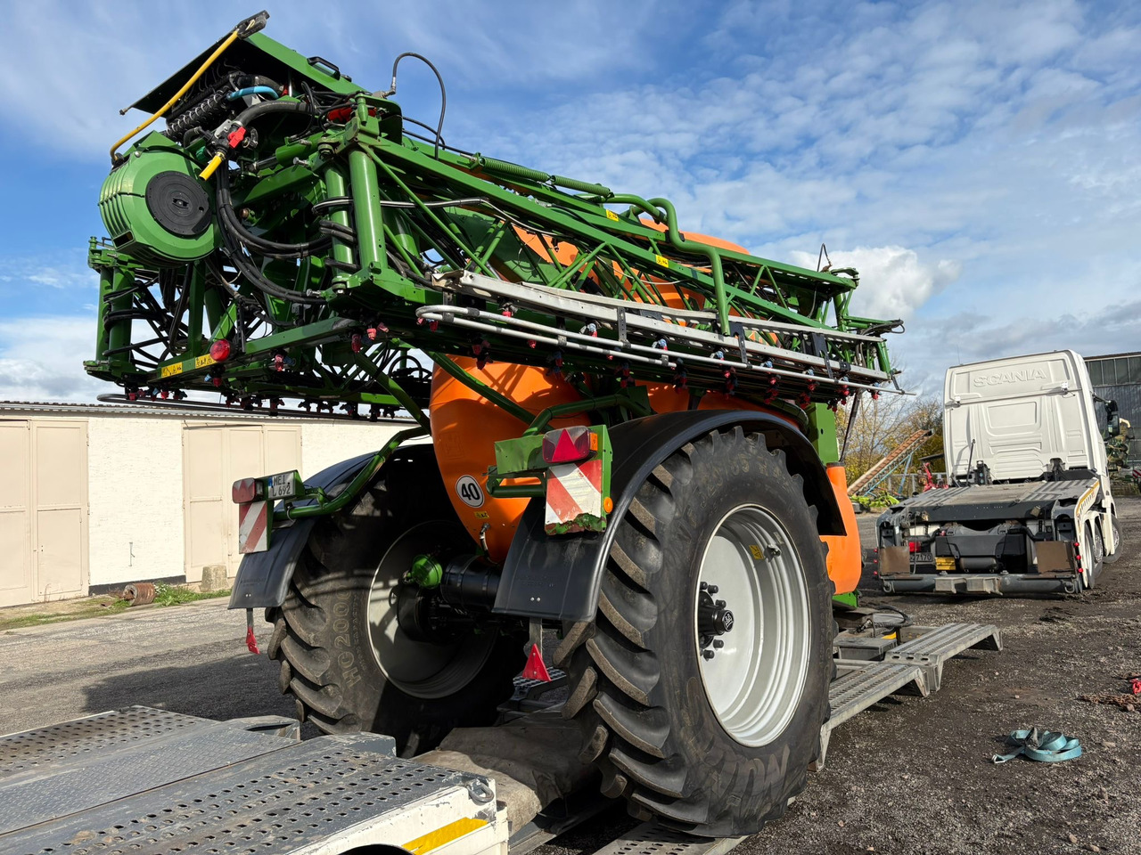 AMAZONE UX 6200 36m GPS - Trailersprøyte: bilde 5 AMAZONE UX 6200 36m GPS - Trailersprøyte: bilde 5