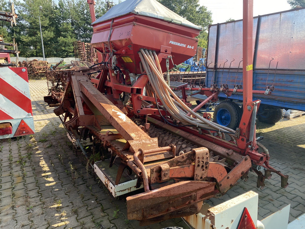 Kverneland ACCORD Pneumatic DA-S KUHN + Kuhn 4.50m - Kombisåmaskin: bilde 3 Kverneland ACCORD Pneumatic DA-S KUHN + Kuhn 4.50m - Kombisåmaskin: bilde 3