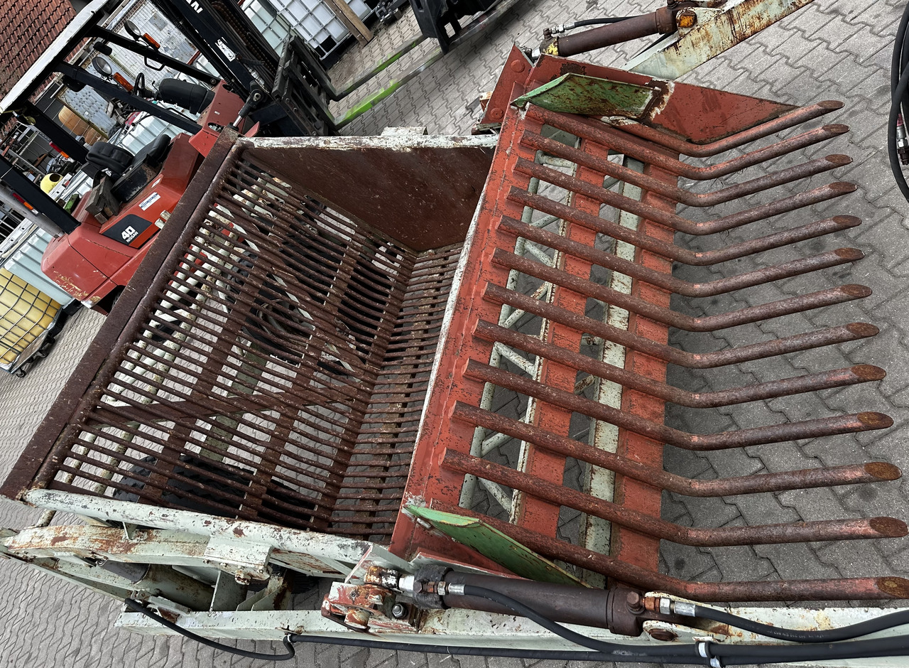 Zbieracz kamieni Fortschritt Steinsammler Steinsammelwagen - Jordforbedring maskin: bilde 2 Zbieracz kamieni Fortschritt Steinsammler Steinsammelwagen - Jordforbedring maskin: bilde 2