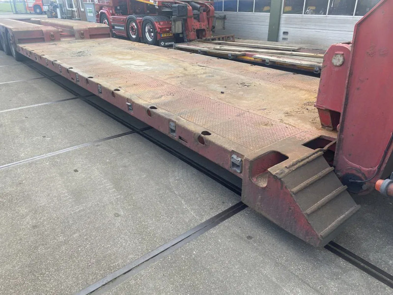 Doll 4 AXEL STEERING 66200 TON - Lavloader semitrailer: bilde 4 Doll 4 AXEL STEERING 66200 TON - Lavloader semitrailer: bilde 4
