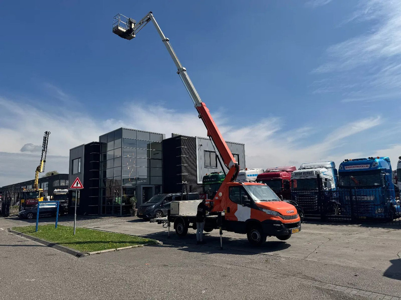 Iveco DAILY 35 140 SCORPION 2112J 2019 - Billift: bilde 2 Iveco DAILY 35 140 SCORPION 2112J 2019 - Billift: bilde 2
