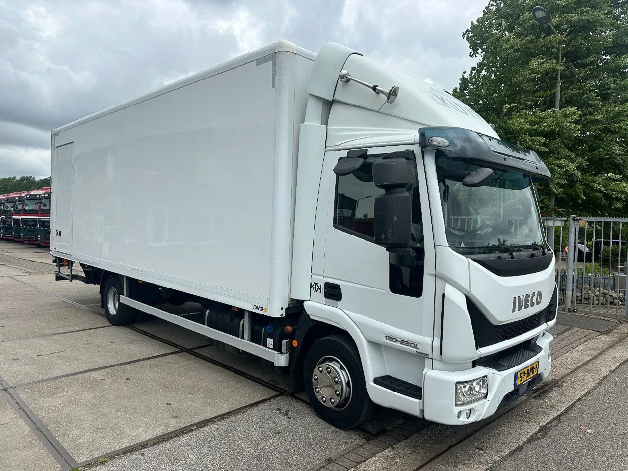 Iveco ML 120 -220 L, DHOLLANDIA LIFT, BOX 730X250X240 - Skapbil: bilde 3 Iveco ML 120 -220 L, DHOLLANDIA LIFT, BOX 730X250X240 - Skapbil: bilde 3