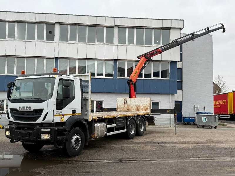 Iveco Trakker 360 6X4 EURO 6 + PALFINGER PK20001K + REMOTE CONTROL - Planbil, Kranbil: bilde 1 Iveco Trakker 360 6X4 EURO 6 + PALFINGER PK20001K + REMOTE CONTROL - Planbil, Kranbil: bilde 1