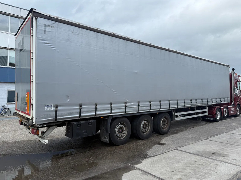 Kässbohrer XS - 3 AXLE - SAF + SLIDING ROOF - DISC BRAKES - Gardintrailer: bilde 4 Kässbohrer XS - 3 AXLE - SAF + SLIDING ROOF - DISC BRAKES - Gardintrailer: bilde 4