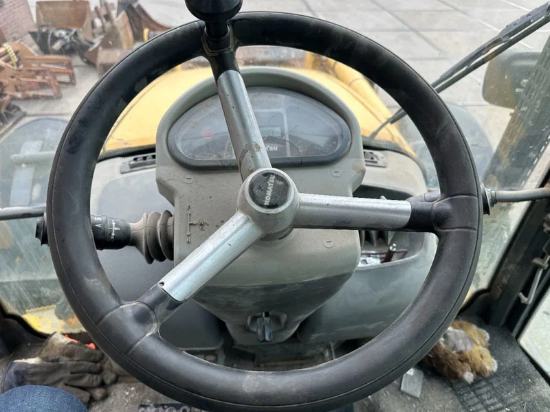 Traktorgraver Komatsu WB97S-5E0: bilde 15 Traktorgraver Komatsu WB97S-5E0: bilde 15