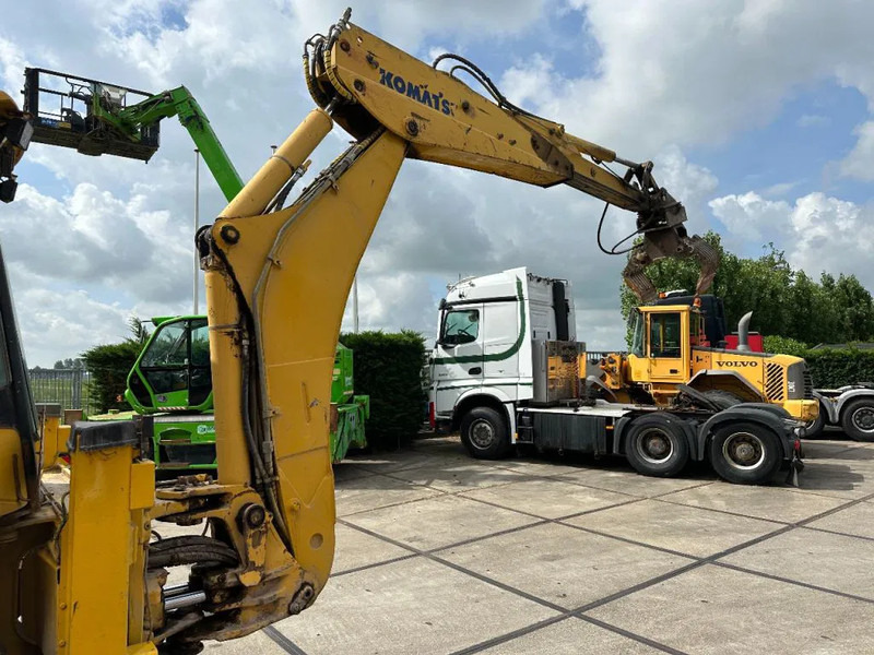 Traktorgraver Komatsu WB97S-5E0: bilde 6 Traktorgraver Komatsu WB97S-5E0: bilde 6