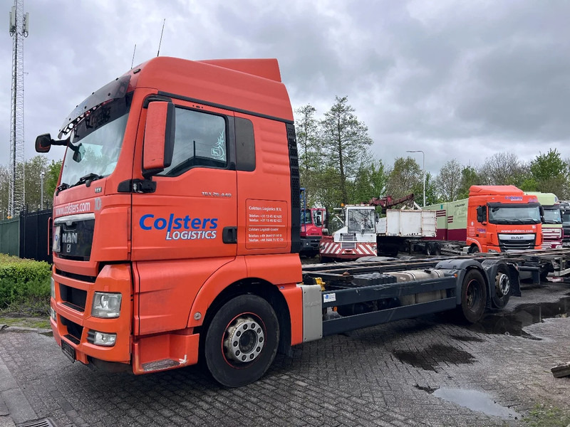 MAN TGX 26.440 XLX 6X2 EURO 5 - BDF CHASSIS + RETARDER - Container-transport/ Vekselflak lastebil: bilde 1 MAN TGX 26.440 XLX 6X2 EURO 5 - BDF CHASSIS + RETARDER - Container-transport/ Vekselflak lastebil: bilde 1