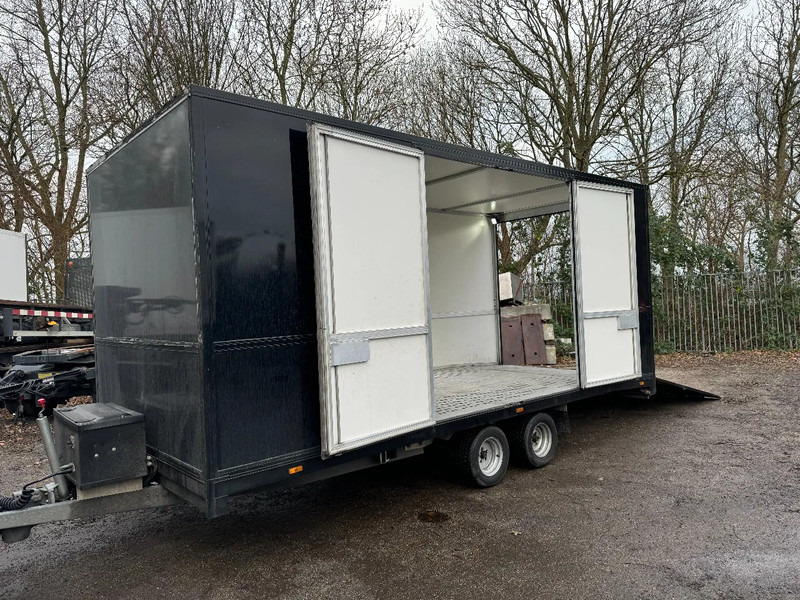 MOETEFINDT REMOTE CONTROL LIFT + WINCH - Transporter tilhenger: bilde 2 MOETEFINDT REMOTE CONTROL LIFT + WINCH - Transporter tilhenger: bilde 2