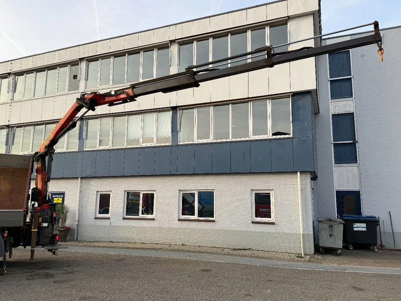 Scania G370 4X4 EURO 6 + 3-SIDE TIPPER + PALFINGER PK9002 + REMOTE - Kranbil: bilde 4 Scania G370 4X4 EURO 6 + 3-SIDE TIPPER + PALFINGER PK9002 + REMOTE - Kranbil: bilde 4