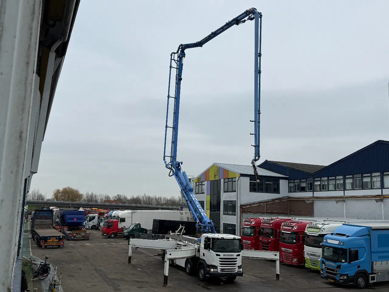 Scania G490 8X4 SCHWING S 47 R + REMOTE CONTROL HUB REDUCTION - Betongpumpe: bilde 2 Scania G490 8X4 SCHWING S 47 R + REMOTE CONTROL HUB REDUCTION - Betongpumpe: bilde 2