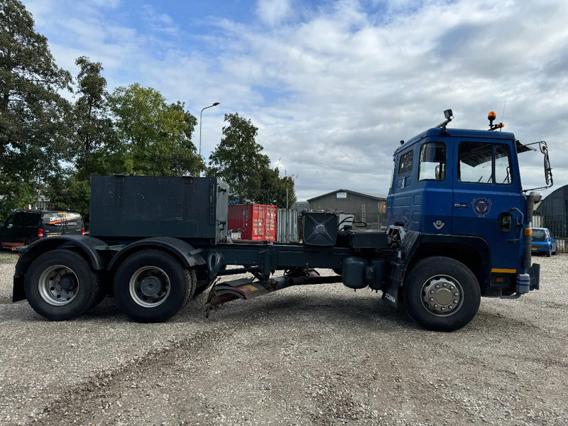 Scania LB141 V8 6X2 HUB REDUCTION - FULL STEEL SUSP. - MANUAL GEAR - Chassis lastebil: bilde 4 Scania LB141 V8 6X2 HUB REDUCTION - FULL STEEL SUSP. - MANUAL GEAR - Chassis lastebil: bilde 4