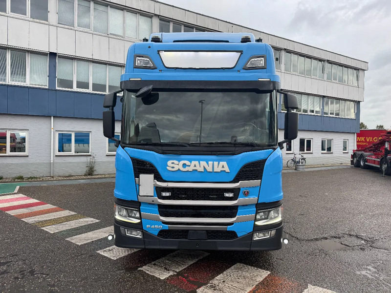 Scania P450 6X2 EURO 6 NGS 2500 KG ZEPRO LOAD LIFT - Kapellbil: bilde 2 Scania P450 6X2 EURO 6 NGS 2500 KG ZEPRO LOAD LIFT - Kapellbil: bilde 2