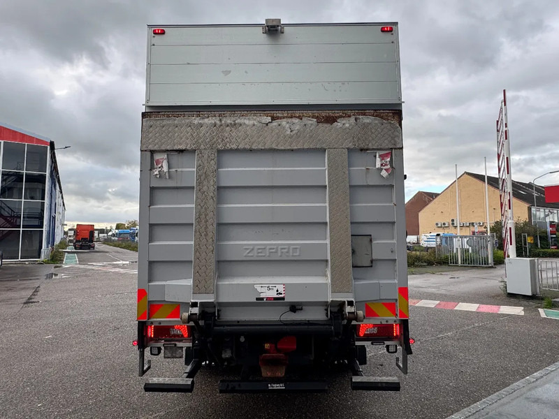 Scania P450 6X2 EURO 6 NGS 2500 KG ZEPRO LOAD LIFT - Kapellbil: bilde 4 Scania P450 6X2 EURO 6 NGS 2500 KG ZEPRO LOAD LIFT - Kapellbil: bilde 4