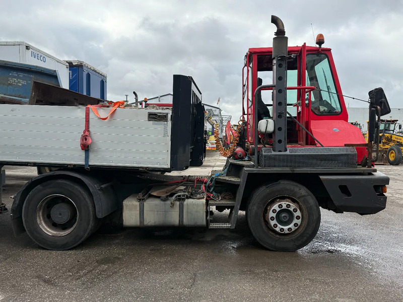 Terberg YT 180 4X2 - HUB REDUCTION + NL REGISTRATION! - Terminaltraktor: bilde 4 Terberg YT 180 4X2 - HUB REDUCTION + NL REGISTRATION! - Terminaltraktor: bilde 4