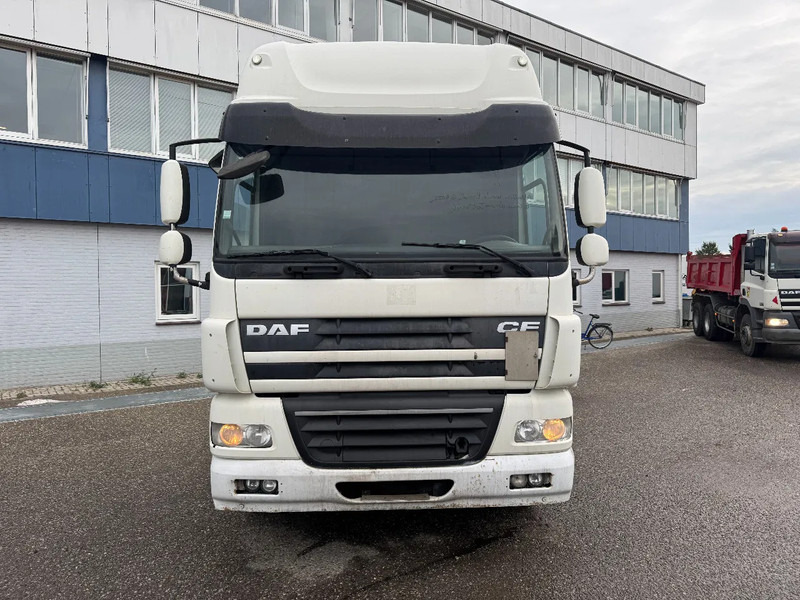 DAF CF 85.460 4X2 EURO 5 SLEEPER CAB - Trekkvogn: bilde 2 DAF CF 85.460 4X2 EURO 5 SLEEPER CAB - Trekkvogn: bilde 2