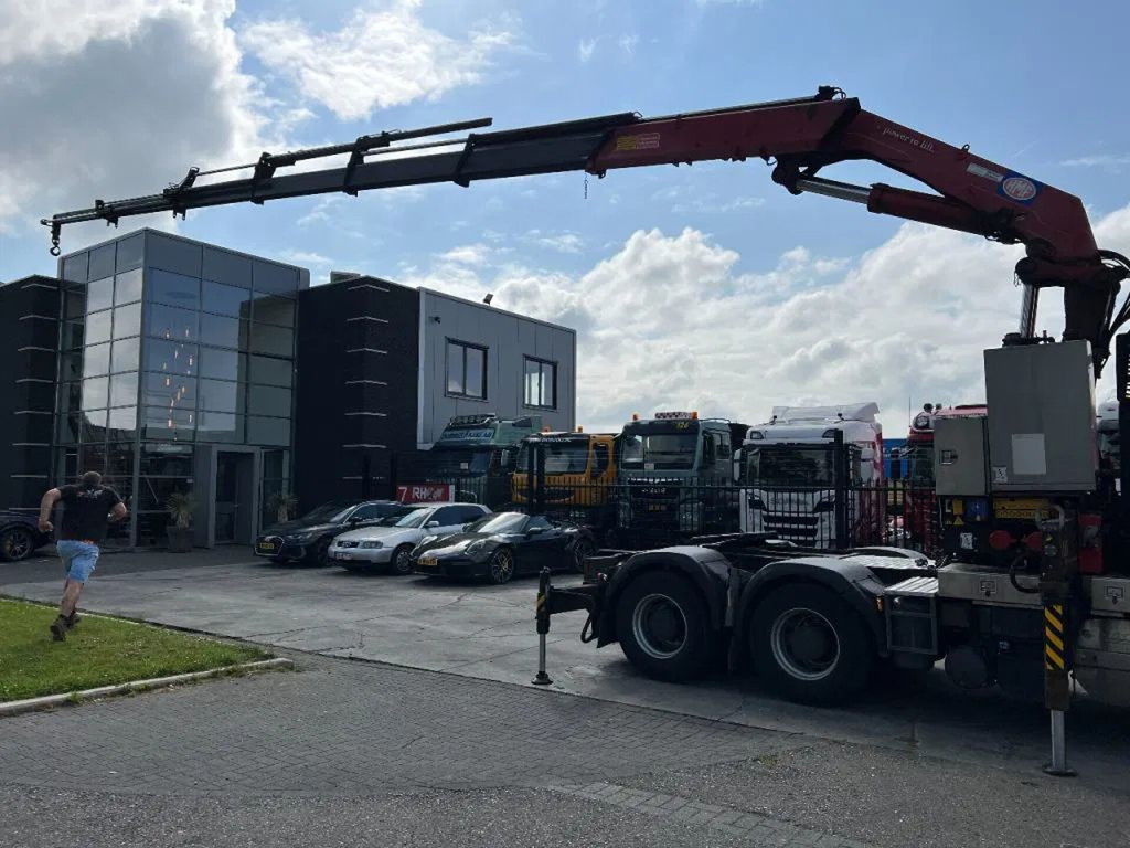 DAF XF 105.460 6X4 EURO 5 + HMF 4220 K6 + REMOTE CON - Trekkvogn: bilde 4 DAF XF 105.460 6X4 EURO 5 + HMF 4220 K6 + REMOTE CON - Trekkvogn: bilde 4
