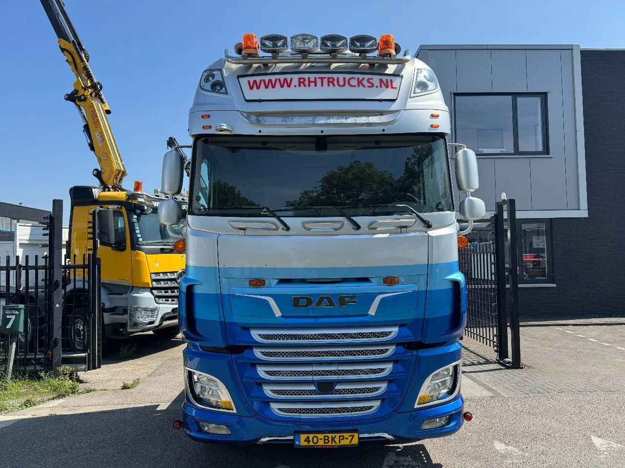 DAF XF 480 4X2 EURO 6 SKIRTS STANDKLIMA HYDRAULIC - Trekkvogn: bilde 3 DAF XF 480 4X2 EURO 6 SKIRTS STANDKLIMA HYDRAULIC - Trekkvogn: bilde 3