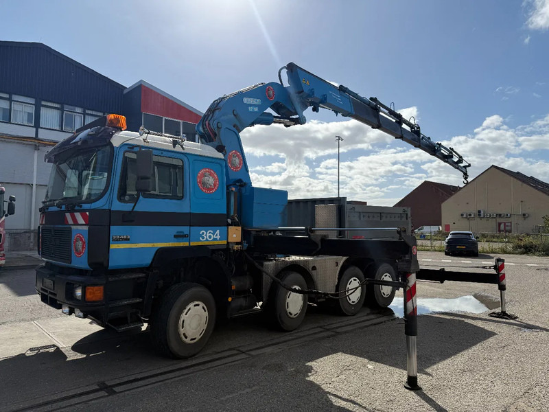 MAN 33.463 33-463 8x4 met 62 effer kraan 6x uitschuifbaar - Trekkvogn: bilde 1 MAN 33.463 33-463 8x4 met 62 effer kraan 6x uitschuifbaar - Trekkvogn: bilde 1
