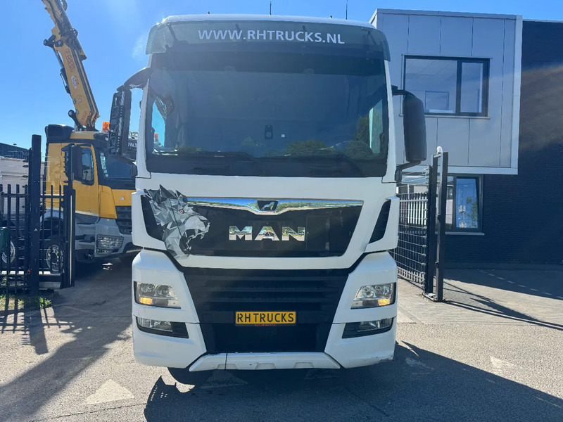 MAN TGX 26.460 6X2 EURO 6 + RETARDER - ONLY 643.422 KM - Trekkvogn: bilde 3 MAN TGX 26.460 6X2 EURO 6 + RETARDER - ONLY 643.422 KM - Trekkvogn: bilde 3