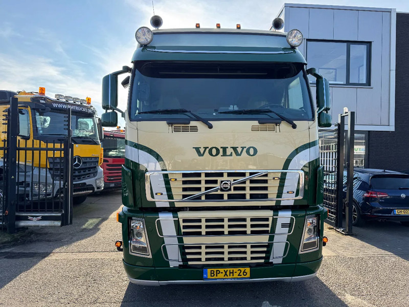 Volvo FH 16.550 4X2 - EURO 3 + FULL SPOILER + MANUAL GEAR - Trekkvogn: bilde 2 Volvo FH 16.550 4X2 - EURO 3 + FULL SPOILER + MANUAL GEAR - Trekkvogn: bilde 2
