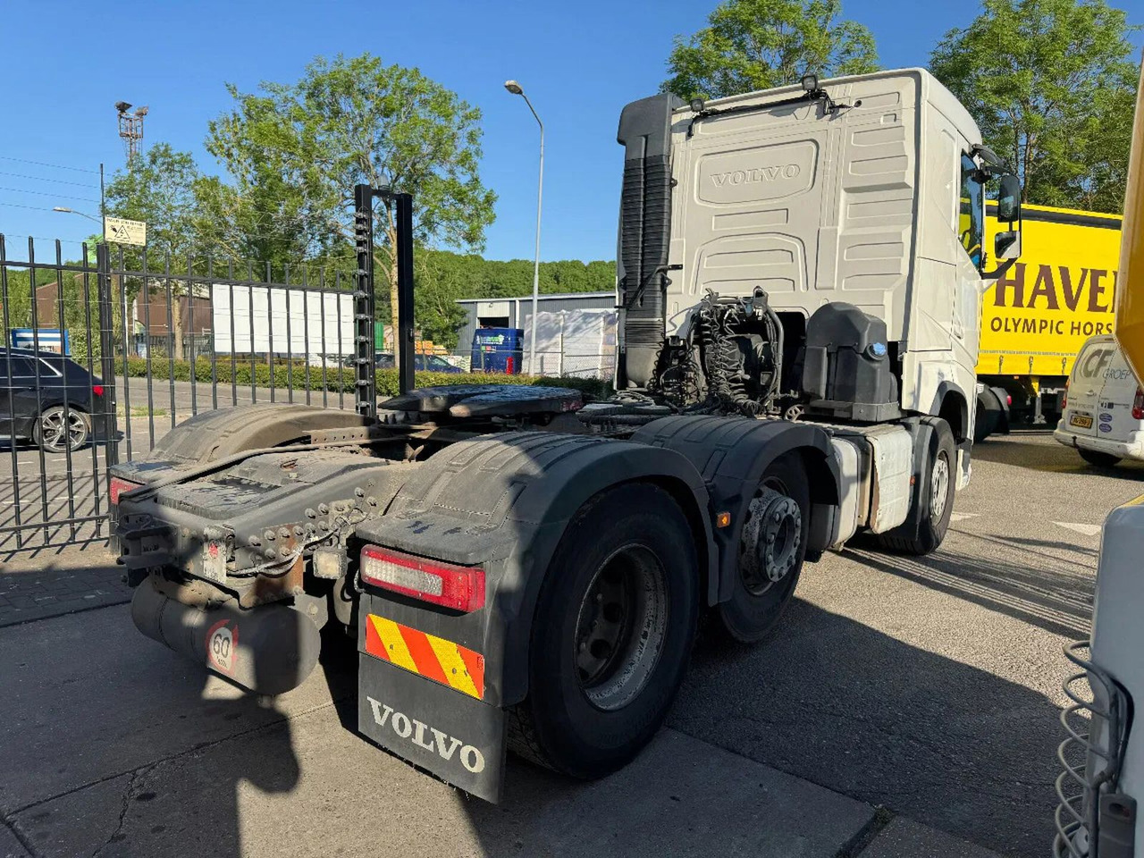Volvo FH 460 6X2 - EURO 6 + LIFTING AXLE - Trekkvogn: bilde 4 Volvo FH 460 6X2 - EURO 6 + LIFTING AXLE - Trekkvogn: bilde 4