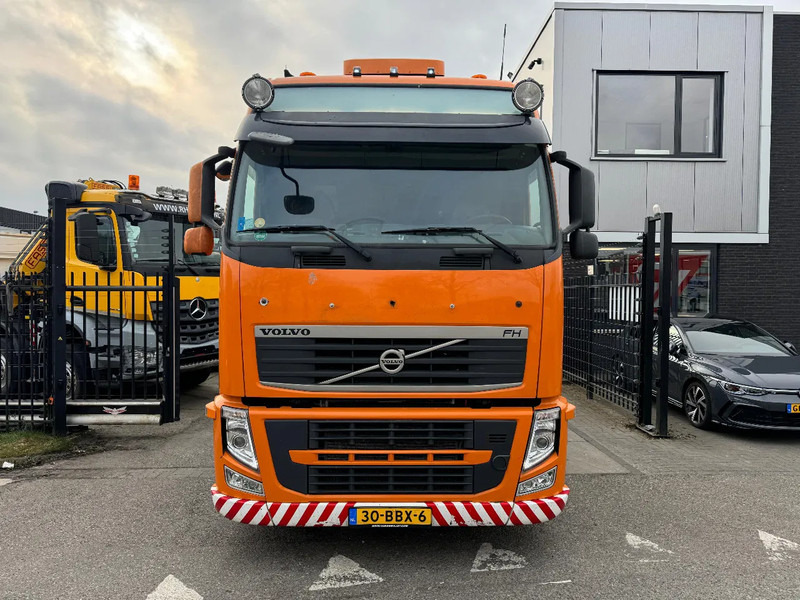 Volvo FH 500 8X2 - EURO 5 + LIFT/STEERING AXLE - Trekkvogn: bilde 2 Volvo FH 500 8X2 - EURO 5 + LIFT/STEERING AXLE - Trekkvogn: bilde 2
