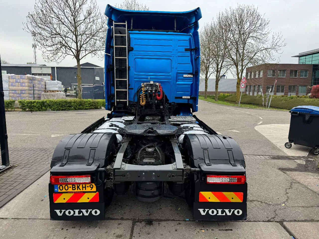 Volvo FM 370 4X2 EURO 6 SKIRTS TÜV TILL 10-2025 - Trekkvogn: bilde 5 Volvo FM 370 4X2 EURO 6 SKIRTS TÜV TILL 10-2025 - Trekkvogn: bilde 5