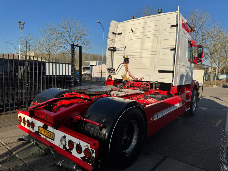 Volvo NH 12.460 4X2 - EURO 2 + KIPPER HYDRAULIEK - Trekkvogn: bilde 4 Volvo NH 12.460 4X2 - EURO 2 + KIPPER HYDRAULIEK - Trekkvogn: bilde 4