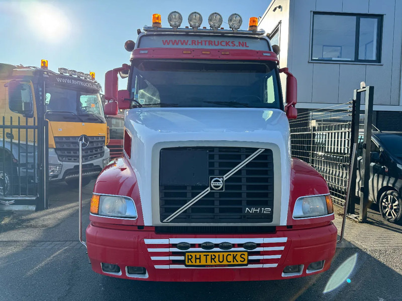 Volvo NH 12.460 4X2 - EURO 2 + KIPPER HYDRAULIEK - Trekkvogn: bilde 2 Volvo NH 12.460 4X2 - EURO 2 + KIPPER HYDRAULIEK - Trekkvogn: bilde 2