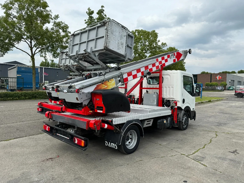 Nissan 3X UNIT CABSTAR 35.13 + LIFT 25 METER + REMOTE CONTROL EURO 6 - Varebil: bilde 3 Nissan 3X UNIT CABSTAR 35.13 + LIFT 25 METER + REMOTE CONTROL EURO 6 - Varebil: bilde 3