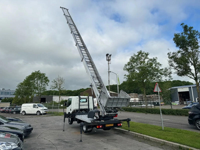 Nissan Cabstar 35.13 EURO 6 + LIFT 25 METER + REMOTE CONTROL - Varebil: bilde 3 Nissan Cabstar 35.13 EURO 6 + LIFT 25 METER + REMOTE CONTROL - Varebil: bilde 3
