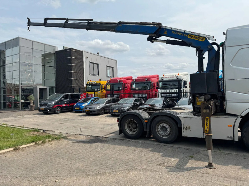 Volvo FH 460 6X2 PALFINGER 2300 + REMOTE CONTROL - Kranbil: bilde 3 Volvo FH 460 6X2 PALFINGER 2300 + REMOTE CONTROL - Kranbil: bilde 3