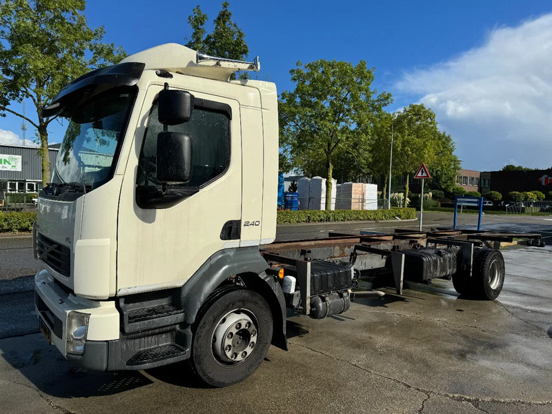 Volvo FL 240 4X2 - EURO 5 CHASSIS - Chassis lastebil: bilde 1 Volvo FL 240 4X2 - EURO 5 CHASSIS - Chassis lastebil: bilde 1