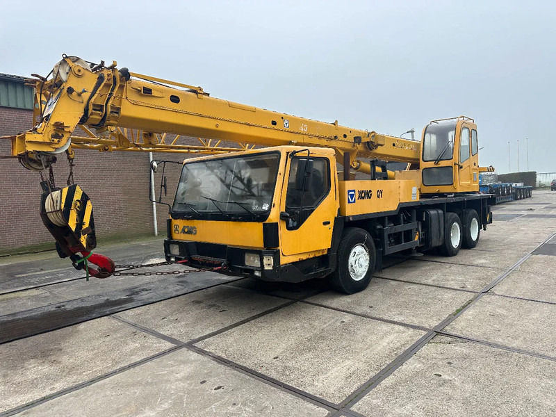 XCMG QY20B.5 6X6 FULL STEEL - Mobilkran: bilde 2 XCMG QY20B.5 6X6 FULL STEEL - Mobilkran: bilde 2