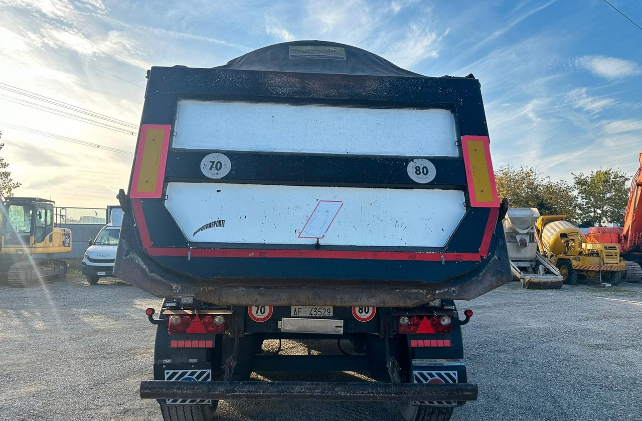 Smeirimorchio ribaltabile Bianchi - Annet utstyr: bilde 5 Smeirimorchio ribaltabile Bianchi - Annet utstyr: bilde 5