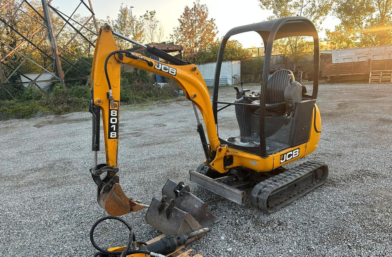 Mini escavatore Jcb 18 quintali - Minigraver: bilde 2 Mini escavatore Jcb 18 quintali - Minigraver: bilde 2