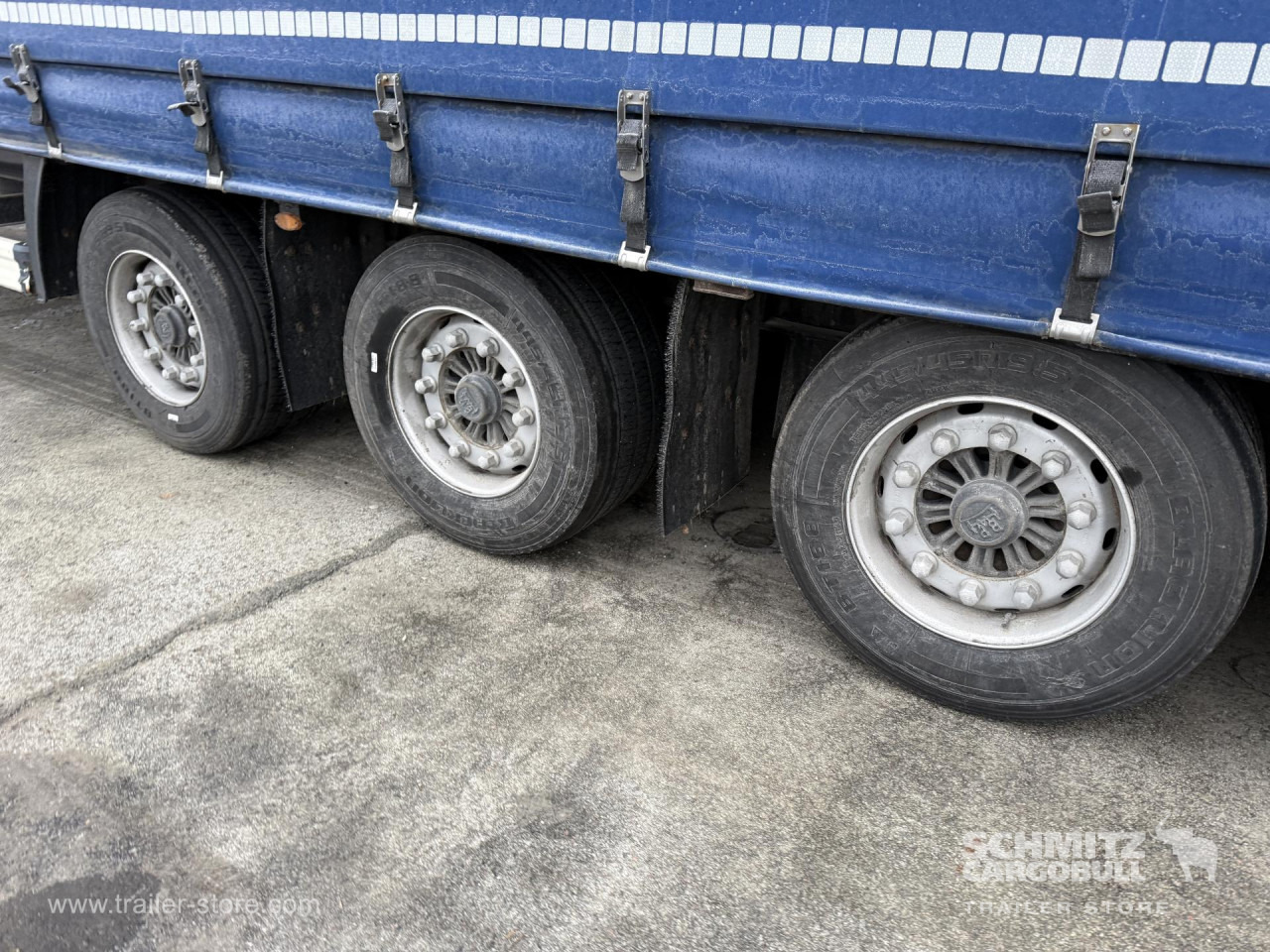 KAESSBOHRER Curtainsider Mega - Gardintrailer: bilde 3 KAESSBOHRER Curtainsider Mega - Gardintrailer: bilde 3