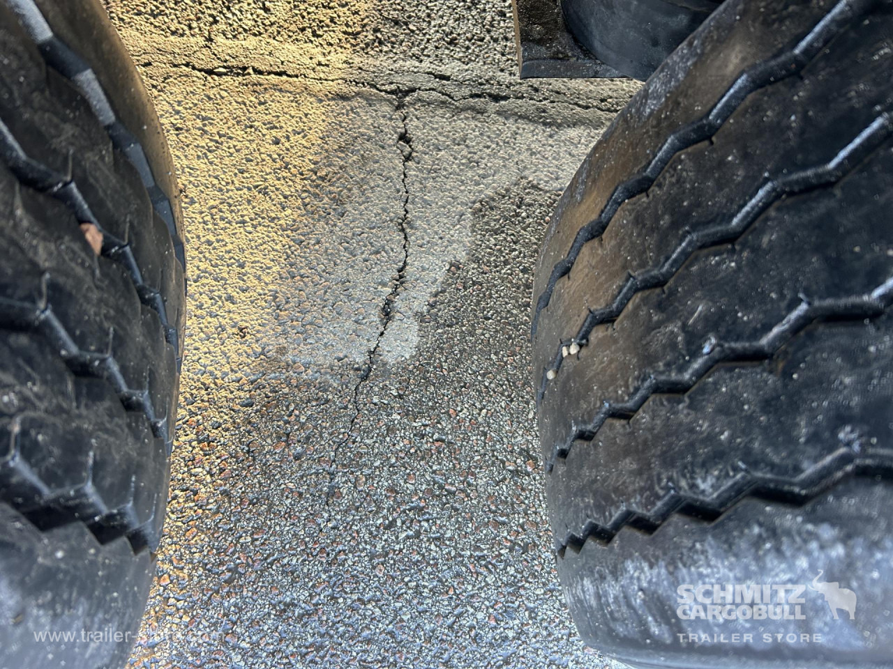 SCHMITZ Reefer Standard Double deck - Isotermisk semitrailer: bilde 4 SCHMITZ Reefer Standard Double deck - Isotermisk semitrailer: bilde 4