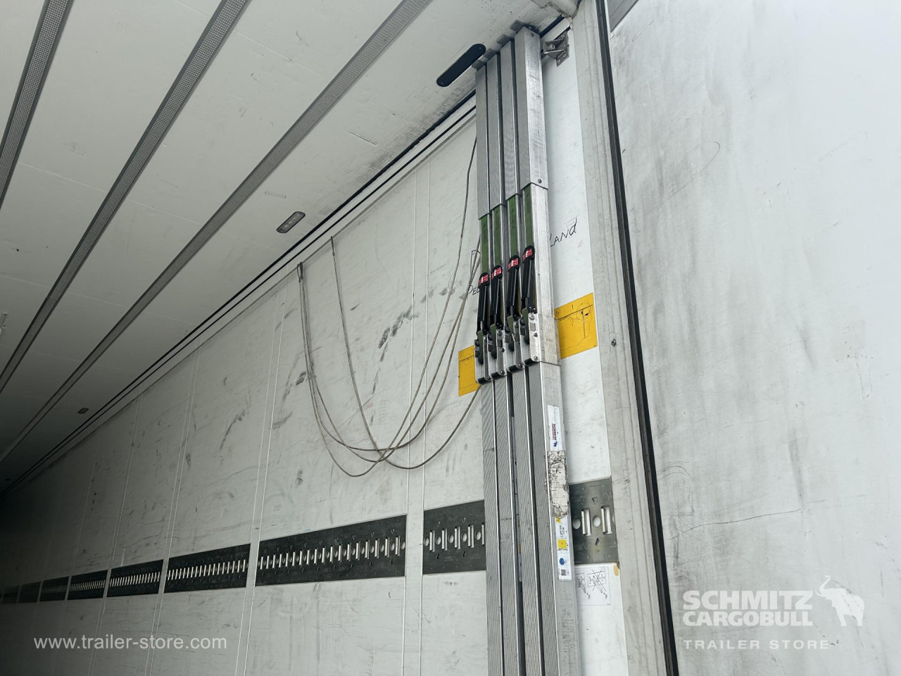 SCHMITZ Reefer Standard - Isotermisk semitrailer: bilde 4 SCHMITZ Reefer Standard - Isotermisk semitrailer: bilde 4