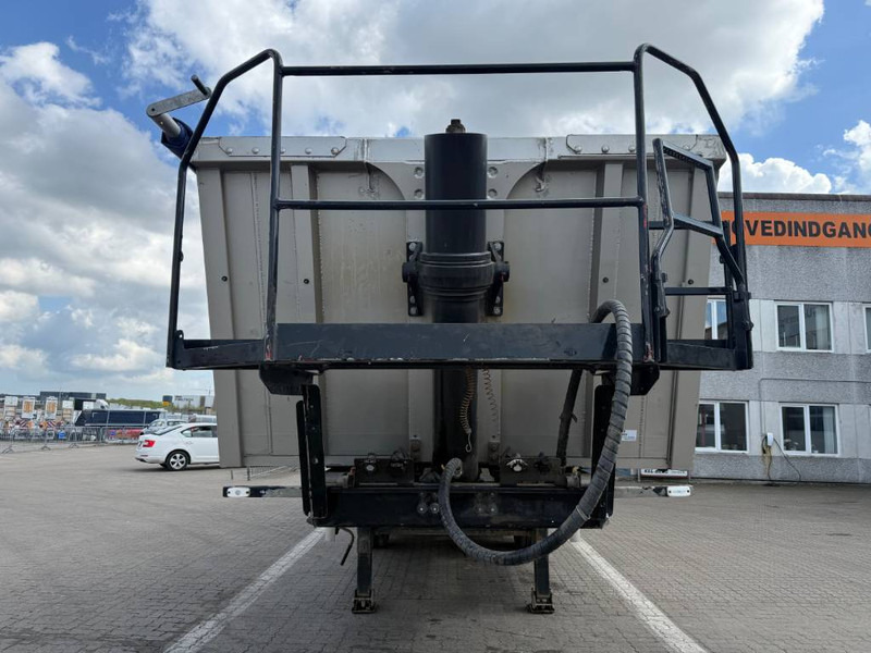 KEL-BERG 4-axle Tipper/Kipper/Tiptrailer 37m³ - Tippsemi: bilde 2 KEL-BERG 4-axle Tipper/Kipper/Tiptrailer 37m³ - Tippsemi: bilde 2