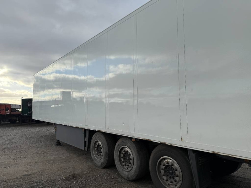Schmitz Cargobull 3-axle 66pl. Vector1950MT Multitemp/Doppelkammer - Kjølesemi: bilde 5 Schmitz Cargobull 3-axle 66pl. Vector1950MT Multitemp/Doppelkammer - Kjølesemi: bilde 5