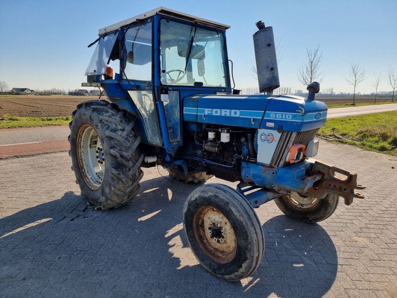 Ford 5610 - Traktor: bilde 2 Ford 5610 - Traktor: bilde 2