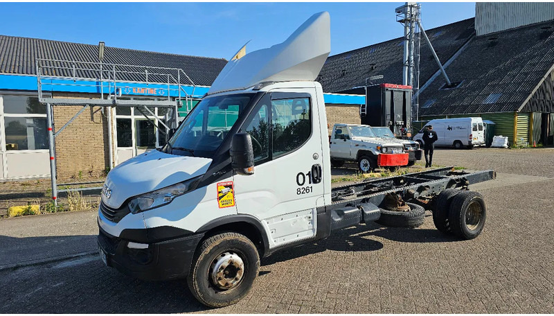 Iveco Daily IS70CI2BA - Chassis lastebil: bilde 1 Iveco Daily IS70CI2BA - Chassis lastebil: bilde 1